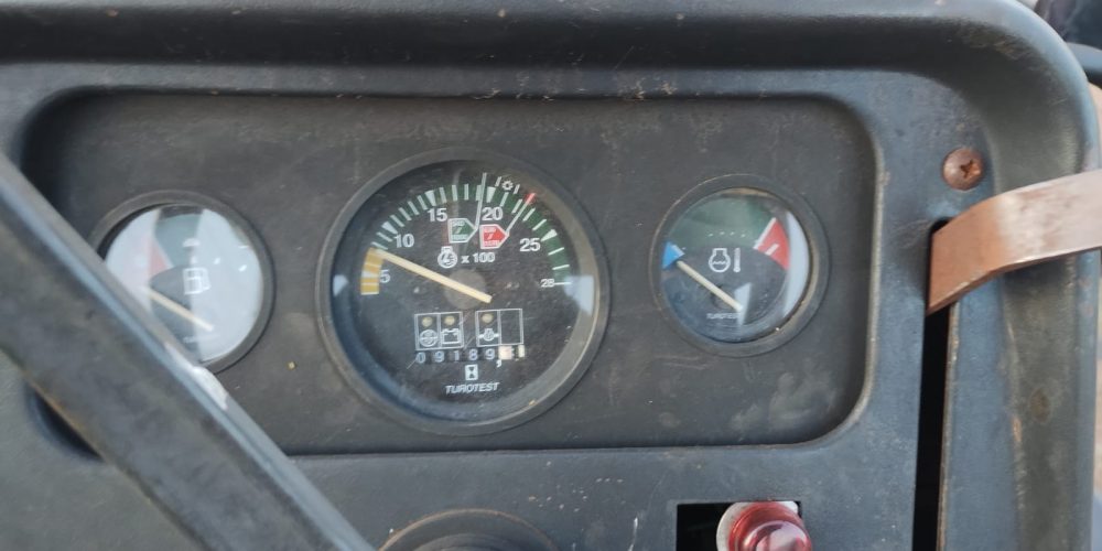 WhatsApp Image 2025-10-10 at 08.39.51